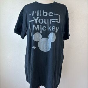 EUC Disney Mens Graphic Tee